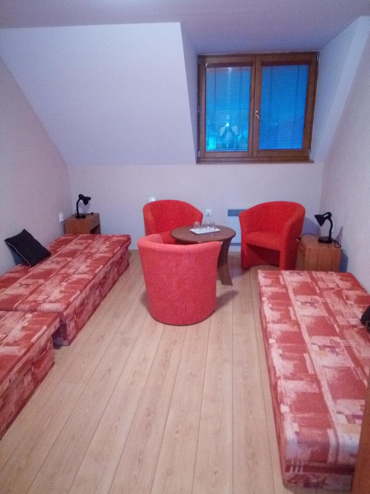 Penzion Zuzka Krasnohorska Dlha Luka Zimmer foto